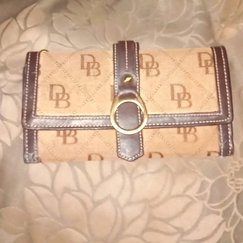 Vintage dooney and Bourke monogram trifold wallet